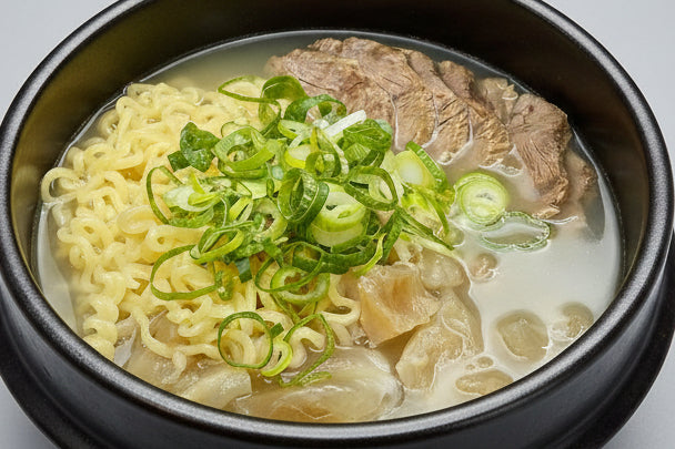 사골곰탕 (스지&사태) Femur Bone Soup